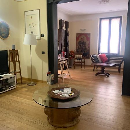 פארמה C-Rooms, Residenza Correggio מראה חיצוני תמונה