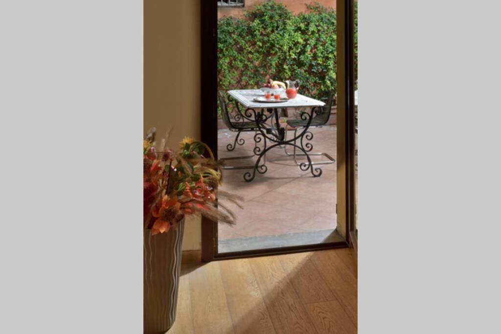 פארמה C-Rooms, Residenza Correggio מראה חיצוני תמונה